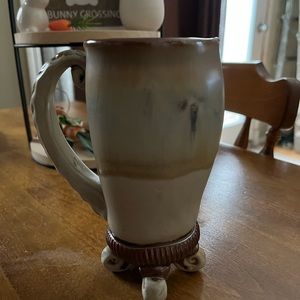 Pottery mug